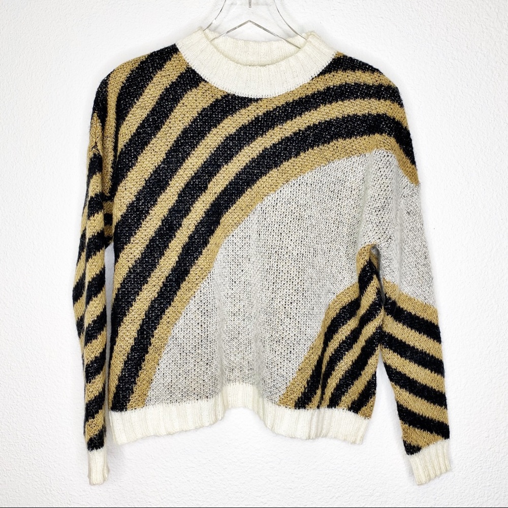 NWT Niccolari Cropped Sweater